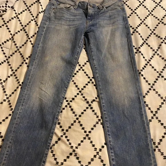 Jeans - Picture 2 of 3